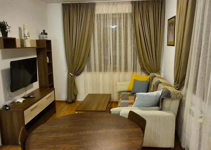 в Belvedere Apartment *