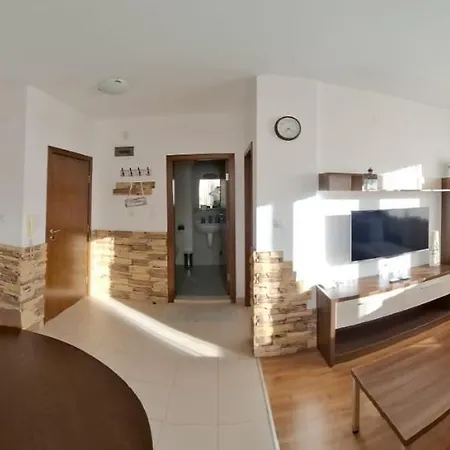 Appartement в Belvedere