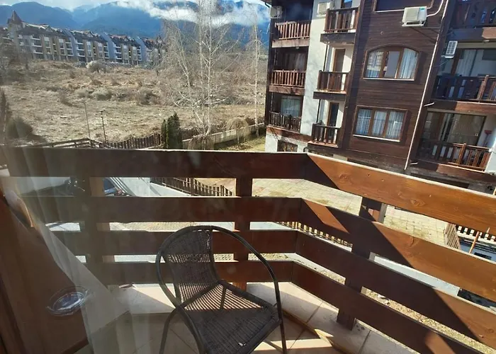 в Belvedere * 班斯科